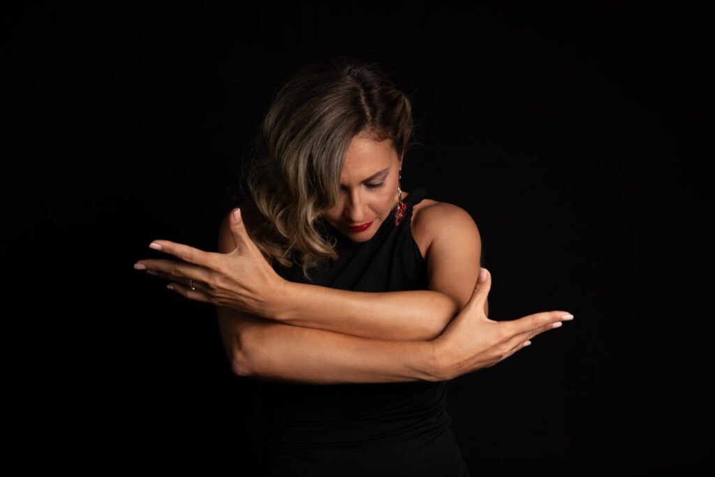 Niurys Oliveras, founder of Opendance Madeira and expert Cuban Salsa instructor with over 25 years of experience