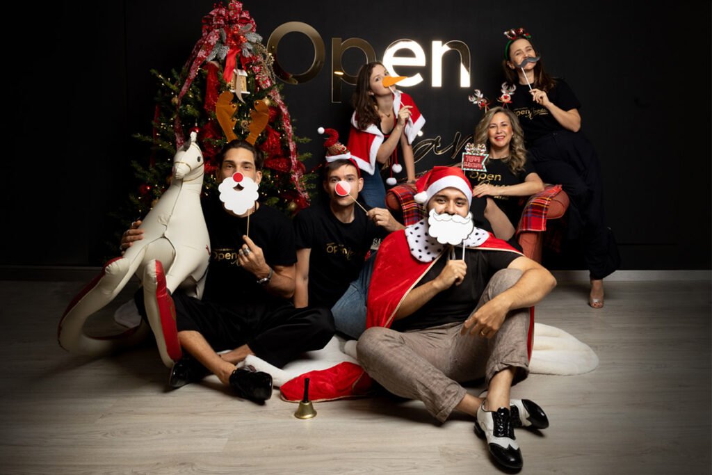 Opendance Madeira professional dance instructors team in Funchal. World-class teachers for Salsa, Kizomba, and Tango classes