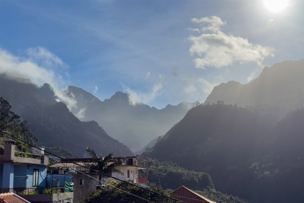 Panoramic ounge mountain views peaceful vacation Madeira