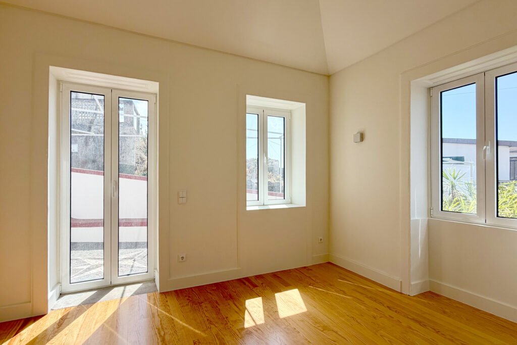 Madeira real estate investment sunny T2 bedroom in Calheta Madeira