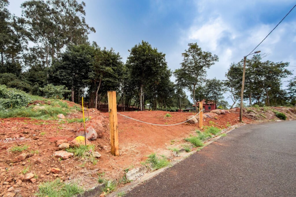 Direct frontage along paved municipal road access to land plot for sale in Santana Madeira